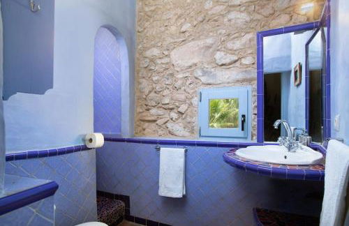 Sitges Hill Retreats-Masia Nur 22 bedrooms divided over 9 houses for max 44 guests - Foto 24