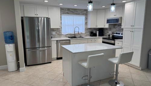 3 bed 2 bath pool house with water access - Foto 3