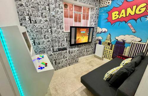 Luxury Georgian House With Sauna Sleeps 19-23 - Photo 14