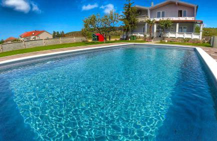 House Rose with Garden and Pool - Foto 5