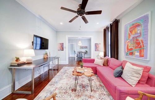 Retro 1BR in Elizabeth with Porch & Eclectic Design - Foto 6