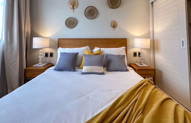 4 Bedroom Beach Penthouse w Private Rooftop - Foto 49