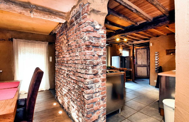 Relaxing Retreat Near Forests - Photo 27