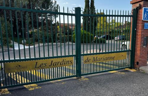 Loft Geek avec terrasse, piscine & parking - proche métro - Toulouse - Foto 12