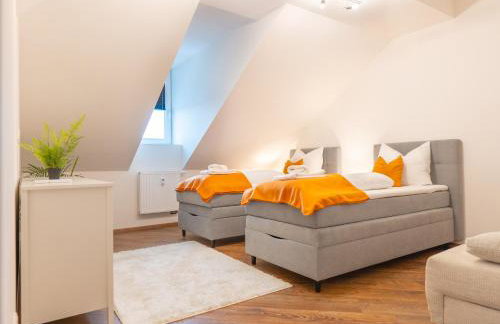 GreenTreeHomes - Penthouse Oak - Photo 33