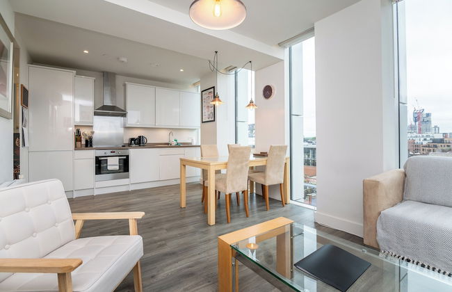 Chic & Stylish 2Bed in Heart of London - Photo 29