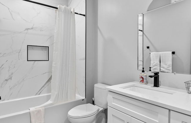 Luxury 2BD 2BA Near Logan Airport and T Station - Foto 47