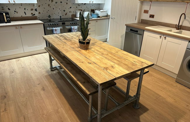 Cotswolds Large 4 Bed House Parking-Wifi - Foto 24