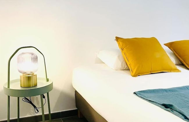 Penthouse 3 Bedrooms- Garden in Center - Photo 12