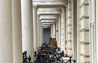 Newly refurbished- Awesome very central flat in famous Notting Hill with a balcony - Foto 33