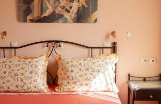 2-BR Apartment by the Sea - Photo 3