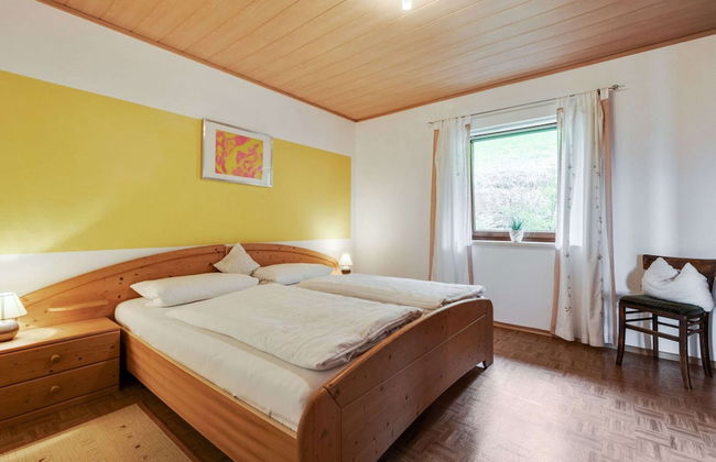 Beautiful Holiday Home in Viechtach With Views - Photo 6