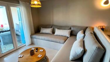 Elements - Air & Water Apartment by Hostandros - Foto 2
