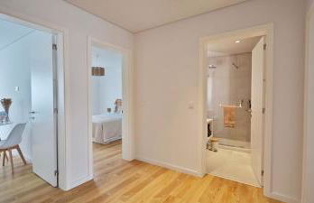 Ocean Breeze Apartment with a pleasant Patio - Photo 7