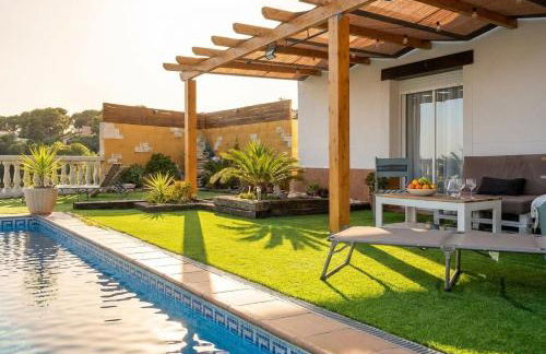 Sea View Villa - Pool BBQ & Beach - Barcelona - Photo 21