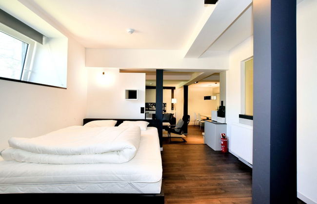 Apartment in Former Coach House - Photo 6