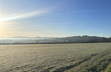 Ty Mawr, The Old School Holiday Homes - Pet Friendly - Foto 57