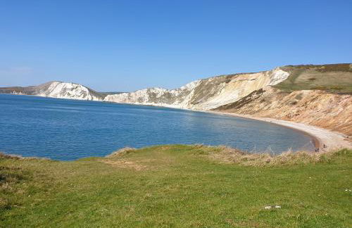 HighTide - 2 bed with parking, balcony & sea view. - Photo 25