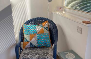 Self-contained cosy garden room Seven Sisters - Foto 5