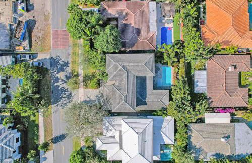 VILLA MAGNOLIA-with heated pool-by VIAC - Foto 53