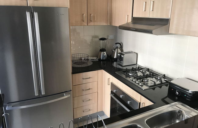 Sleek apartment Unit 87 - Photo 11