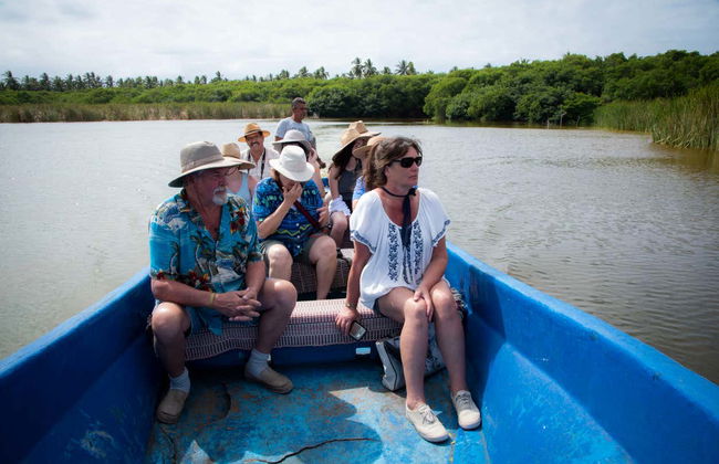 Excursión al Tortugario Ecológico y la laguna de Cuyutlán - Foto 2