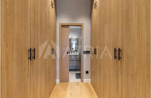 Flat 5 10m Walk to Bernabeu Real Madrid Stadium - Photo 15