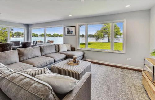 Month to Month and Seasonal Luxury Lakefront 5 bed 5 5 bath Estate Home - Foto 2