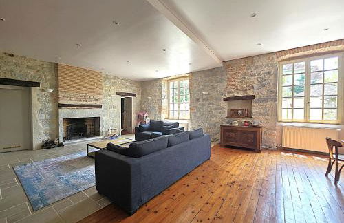 Magnifique villa en pierres au cœur de Saint Antonin Noble Val - Piscine et jardin privés -10 personnes - Foto 28