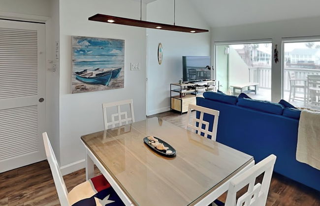 Sunset Water View by Silver Sands Vacation Rentals - Photo 27