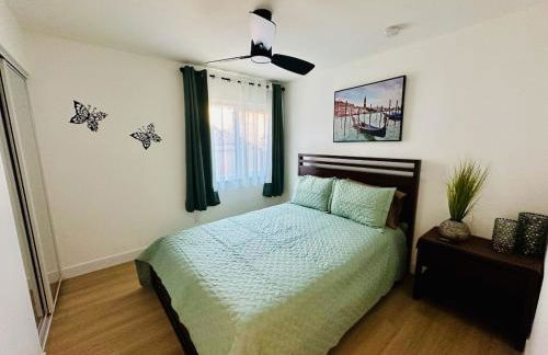 Canyon House, Pool, Yard, BBQ, 14mi to Six Flags - Foto 4