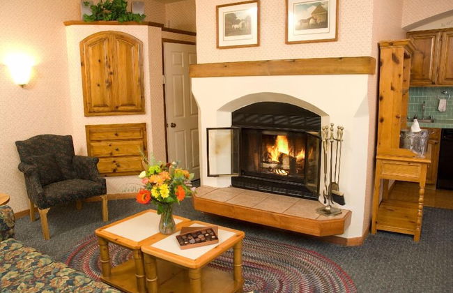 GetAways at Olympic Village Inn - Photo 10