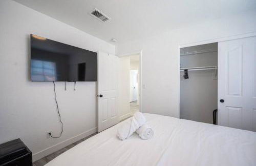 Peaceful Oasis Near Strip & Airport Pool Spa - Foto 27