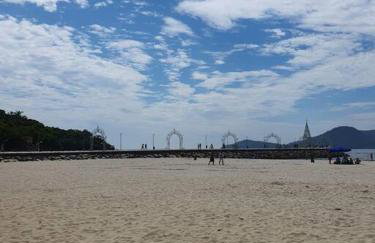 Piscina a beira-mar, tranquilidade e qualidade no melhor de BC - Foto 41