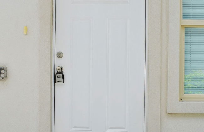 Elegant Apartment 10 min to Mercedes Outlets - Foto 16