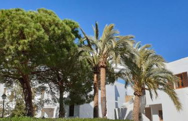 APARTMENT MARINA CALADOR HARBOURVIEW AIR CONDITION POOL GARDEN TERRASSE PORTO CARI spectacular location - Foto 46