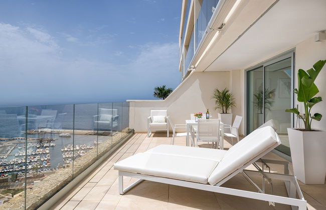 Grand Horizon Luxury Boutique Apartments - Photo 44