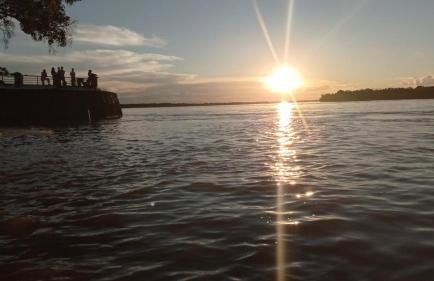 Paraiso de Aruanã - Rio Araguaia - Imóvel recém construído!! NOVÍSSIMO!!!! A PISCINA É AQUECIDA!!! - Foto 1