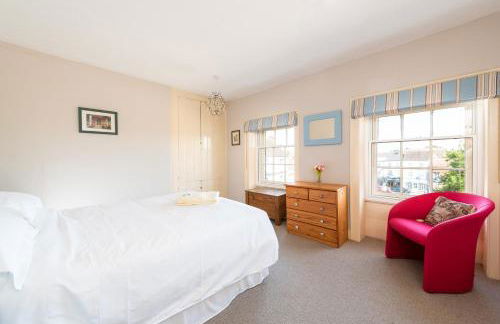 Stunning & spacious Georgian town house in St Neots town centre with parking - Foto 8