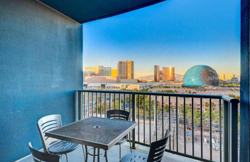 SPHERE IN 4K - Vintage Vegas Condo with Sphere and Strip Views! - Foto 36