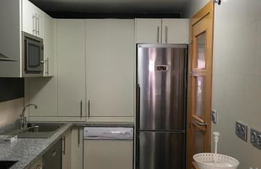 Piso Frente al Mar Primera Línea de Playa en Malaga con Parking Gratuito - Photo 9