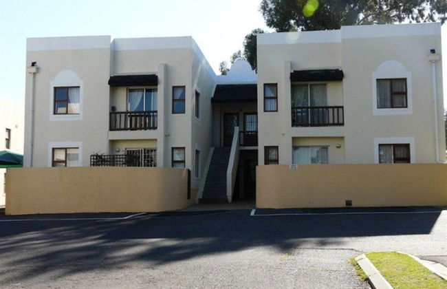 Serengeti Self Catering Units - Photo 2