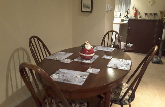 2 Bed Apartment 2 Mins Walk Away From the Beach! - Foto 11