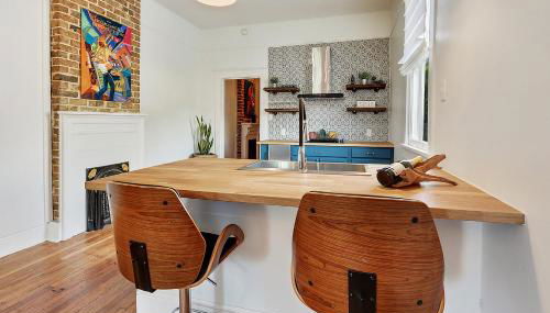 Modern Victorian House With Relaxing Courtyard - Near FQ - Foto 5