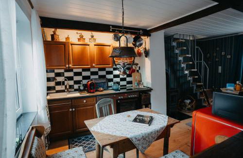 Altes Häusle am Waschbach Anno 1625 Ferienwohnungen und Doppelzimmer - Foto 74