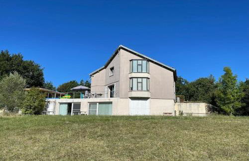Holiday Home in Dordogne With Pool & Bubble Bath - Photo 1