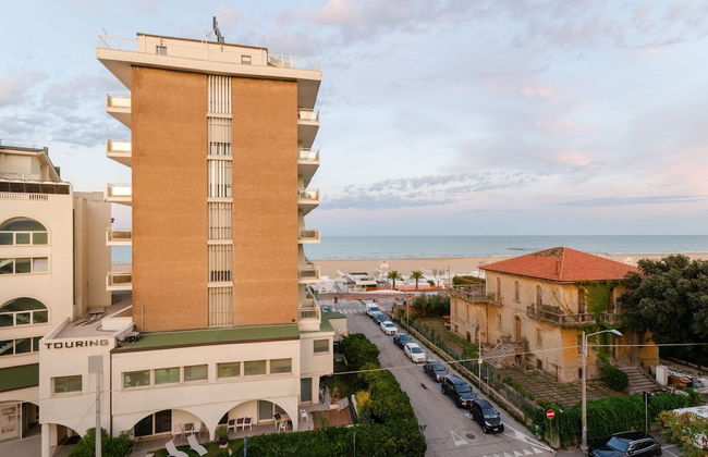 Cozy Apartment in Rimini Italy near Beach - Photo 35