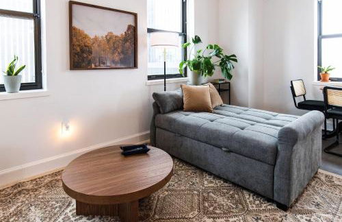 Luxury Downtown Apt with Parking, Gym, and Lap Pool - Foto 18