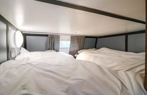 Dozy Dotty Cow Shed 4 - Foto 12