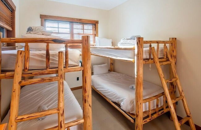 Snow Creek Cabins by Fernie Lodging Co. - Photo 3